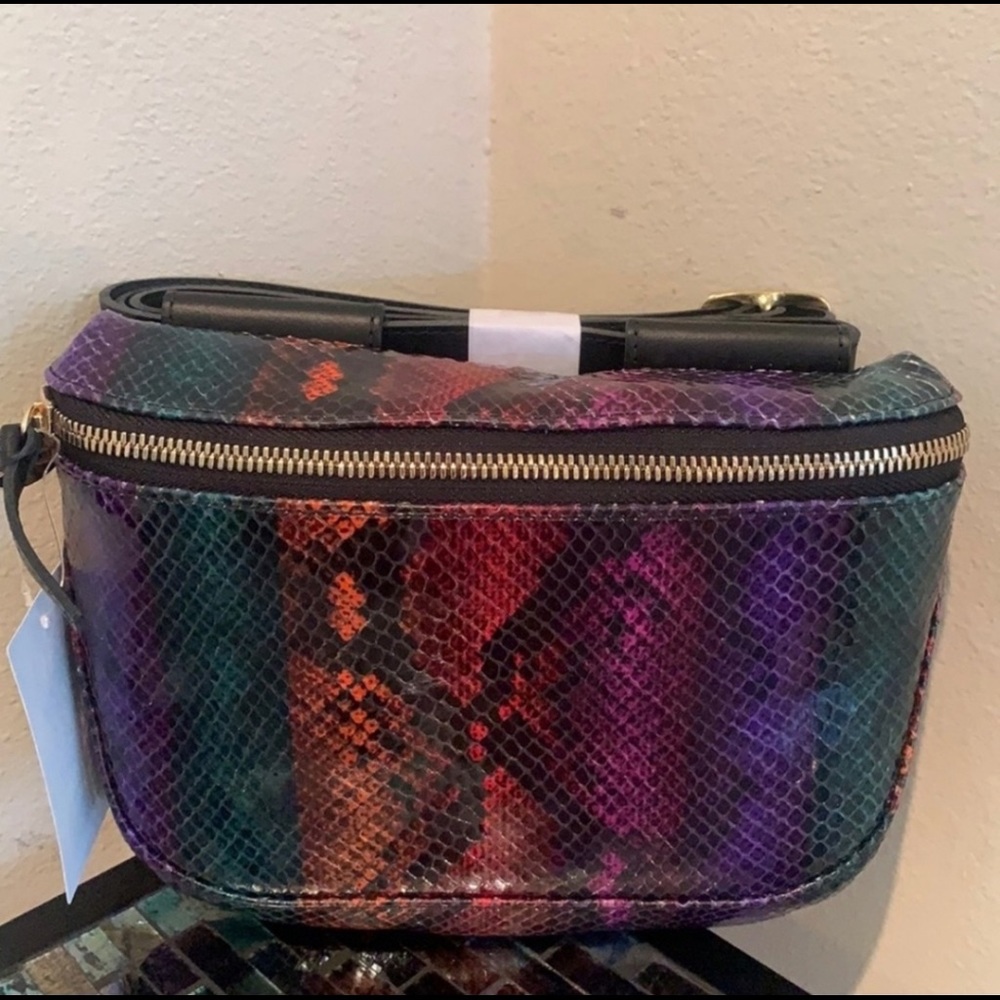 Fanny Pack Clare V.